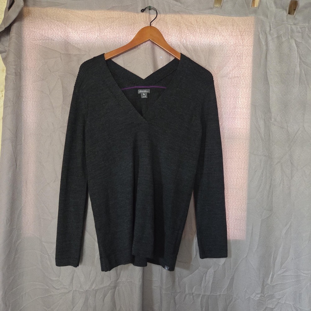 Eddie Bauer Sweater Womens Medium Gray V Neck Long Sleeve Wool Knit Pullover